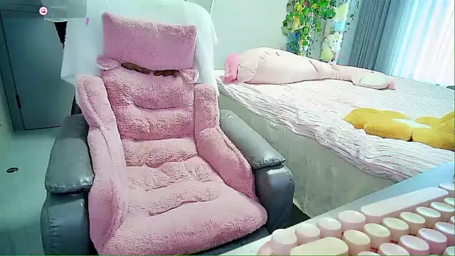 Snapshot of Xiaoyu-G chatting on November 5, 2025, 1:31 am Xiaoyu-G online show from November 5, 2025, 1:31 am