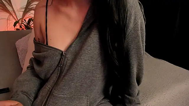 Serenity Day online show from October 8, 2025, 1:40 am