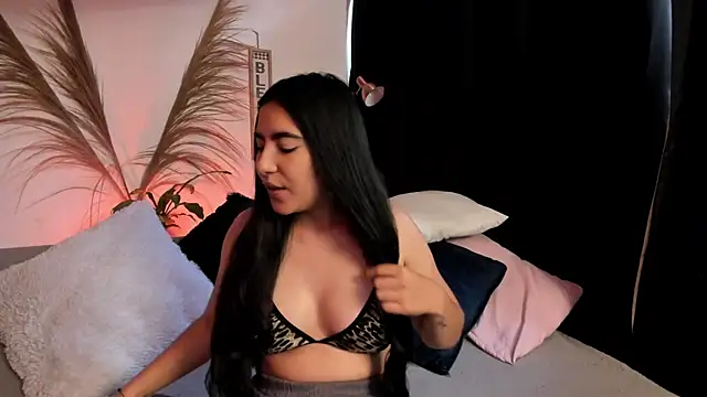 Serenity Day online show from October 6, 2025, 10:10 pm