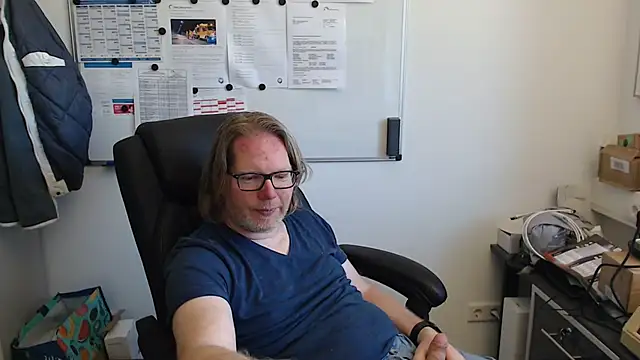 VSteph online show from June 15, 2026, 1:44 pm