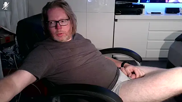 VSteph online show from September 10, 2025, 7:13 pm