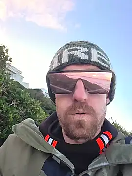 Snapshot of dash420000 chatting on June 29, 2026, 3:01 pm dash420000 online show from June 29, 2026, 3:01 pm