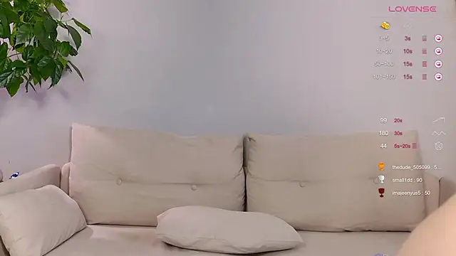 Snapshot of duomooncouple chatting on November 15, 2025, 8:51 am duomooncouple online show from November 15, 2025, 8:51 am