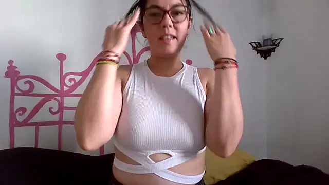 Tiramisu89 online show from October 19, 2025, 8:11 pm