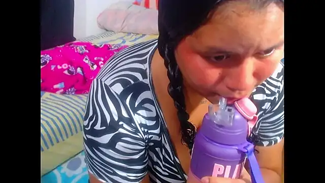 Snapshot of perverted_couple_- chatting on December 4, 2025, 6:40 pm perverted couple - online show from December 4, 2025, 6:40 pm