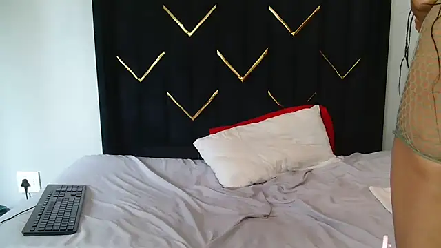 StallionMilf Queen online show from November 30, 2025, 6:58 am