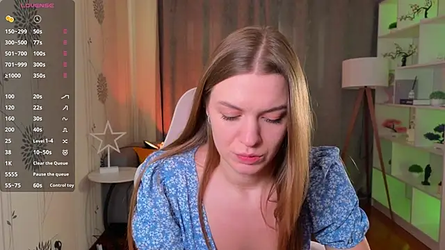 Snapshot of Lovella_Lips chatting on March 13, 2026, 11:59 am Lovella Lips online show from March 13, 2026, 11:59 am