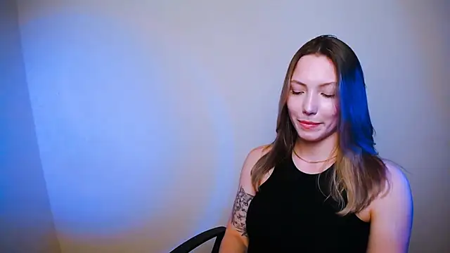 Snapshot of VanessaMay_ chatting on January 21, 2025, 11:02 pm VanessaMay online show from January 21, 2025, 11:02 pm