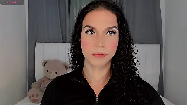 gatitavenecis online show from October 2, 2025, 2:09 pm