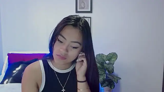 NatalyEscobar lx online show from April 7, 2026, 1:46 pm