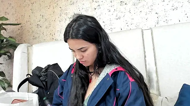 Sexx onn fire online show from March 13, 2025, 7:06 pm