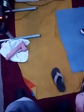 Snapshot of MaskOn_DOut chatting on October 17, 2025, 9:23 am MaskOn DOut online show from October 17, 2025, 9:23 am