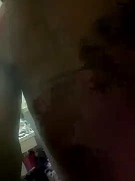 Snapshot of MaskOn_DOut chatting on October 5, 2025, 12:01 am MaskOn DOut online show from October 5, 2025, 12:01 am