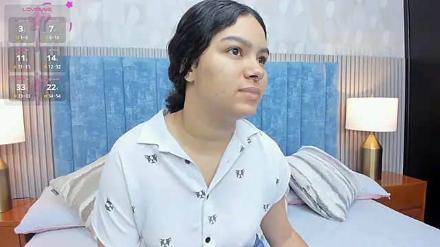 pretty sunlight  online show from October 26, 2025, 2:01 am