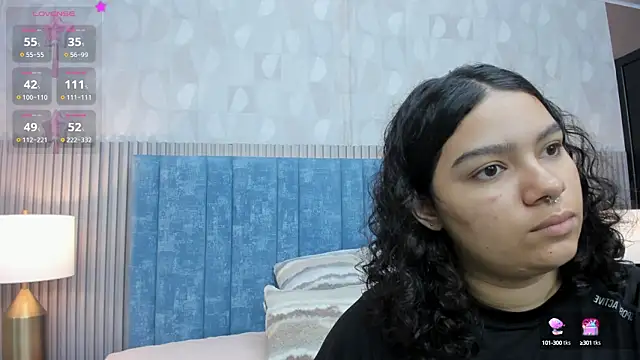 pretty sunlight  online show from September 26, 2025, 2:29 am