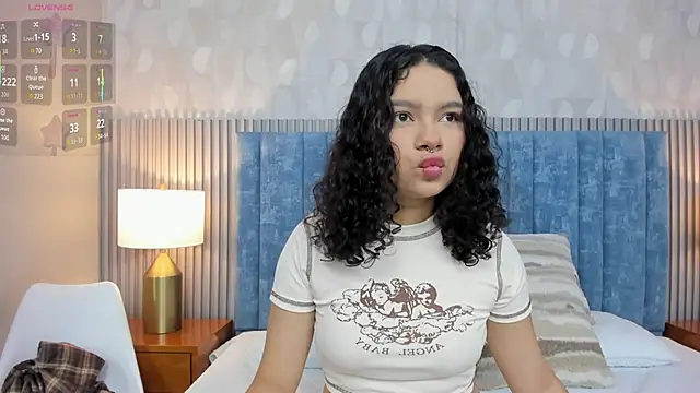 Snapshot of pretty_sunlight_ chatting on January 15, 2026, 2:26 am pretty sunlight online show from January 15, 2026, 2:26 am