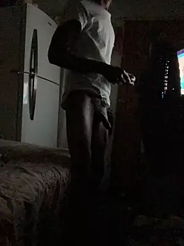 Snapshot of Johnras121 chatting on March 21, 2025, 10:28 am Johnras121 online show from March 21, 2025, 10:28 am