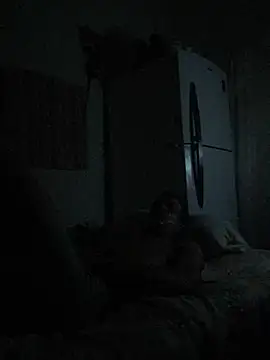 Snapshot of Johnras121 chatting on March 13, 2025, 3:00 am Johnras121 online show from March 13, 2025, 3:00 am