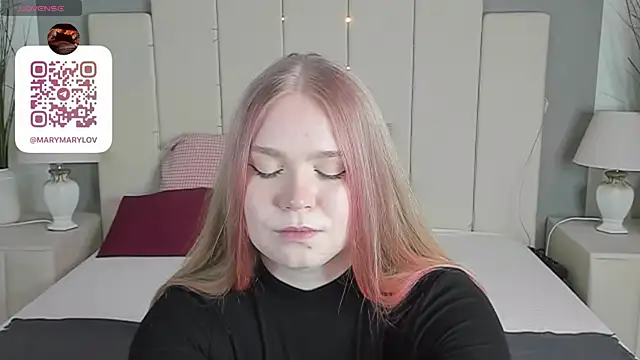 Snapshot of marydoji chatting on January 18, 2025, 5:59 pm marydoji online show from January 18, 2025, 5:59 pm