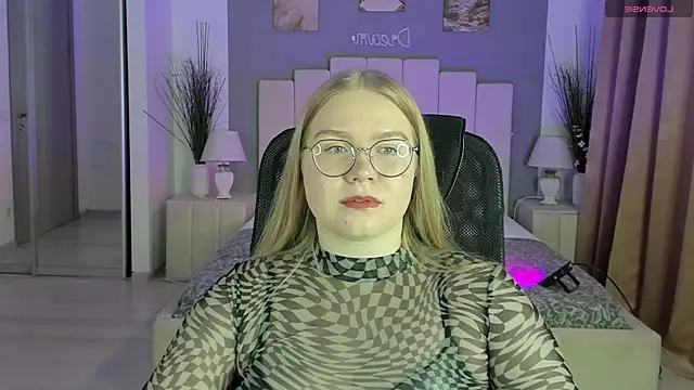 Snapshot of marydoji chatting on January 13, 2025, 9:09 pm marydoji online show from January 13, 2025, 9:09 pm