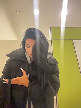 Tisha Busty online show from February 26, 2026, 1:11 pm