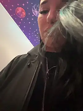 Tisha Busty online show from April 5, 2026, 1:51 pm