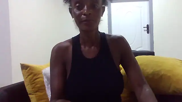 Snapshot of sweets_80 chatting on February 27, 2026, 12:00 am sweets 80 online show from February 27, 2026, 12:00 am