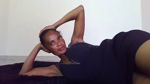 sweets 80 online show from November 30, 2025, 12:28 pm