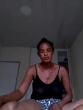 sweets 80 online show from November 22, 2025, 4:17 pm