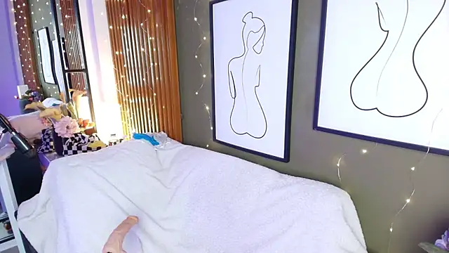 brigiitte rohan online show from September 16, 2025, 12:55 am