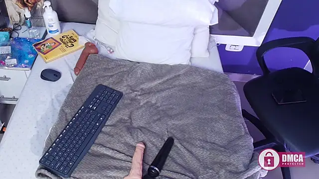 brigiitte rohan online show from March 16, 2025, 9:16 am