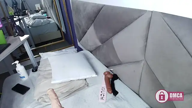 brigiitte rohan online show from March 13, 2025, 7:31 am