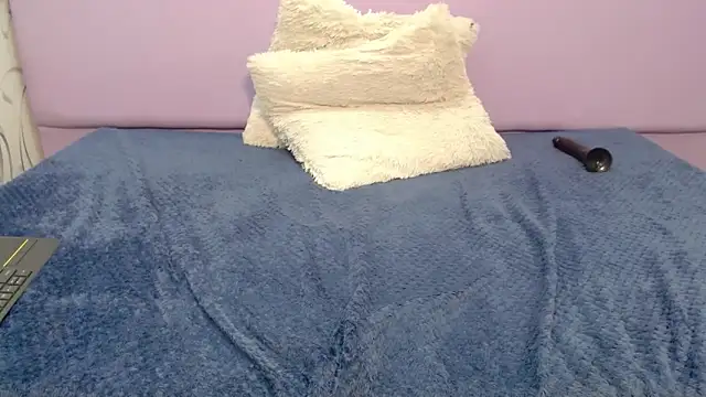 NathaliaSmith3x online show from October 24, 2025, 4:11 am