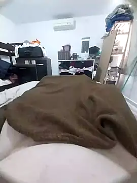 Snapshot of luluankle chatting on September 14, 2025, 5:13 pm luluankle online show from September 14, 2025, 5:13 pm