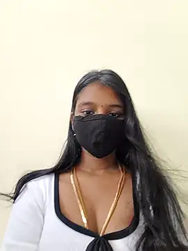 Snapshot of nishatamilmallu chatting on October 13, 2025, 5:20 am nishatamilmallu online show from October 13, 2025, 5:20 am