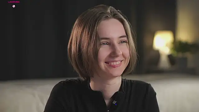 MeghanElson online show from February 4, 2026, 12:44 pm