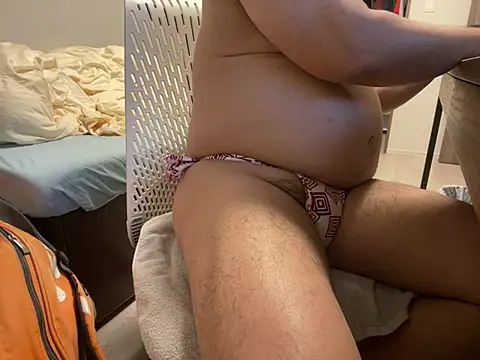 Snapshot of loinclothgay chatting on March 3, 2025, 8:19 am loinclothgay online show from March 3, 2025, 8:19 am