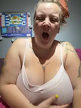 Snapshot of busty-bella1 chatting on July 10, 2026, 9:59 pm busty-bella1 online show from July 10, 2026, 9:59 pm