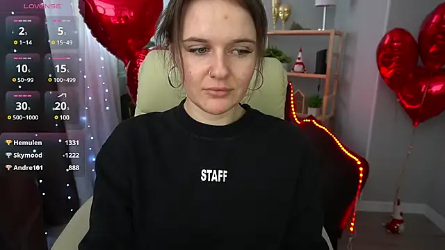 Snapshot of MaribelRiverr_ chatting on February 15, 2025, 9:49 am MaribelRiverr  online show from February 15, 2025, 9:49 am