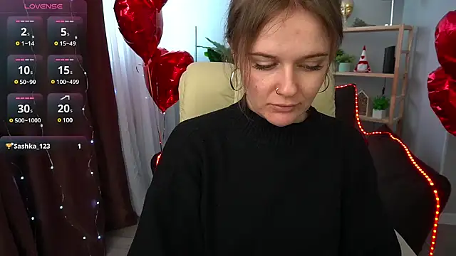 Snapshot of MaribelRiverr_ chatting on February 24, 2025, 9:32 am MaribelRiverr  online show from February 24, 2025, 9:32 am
