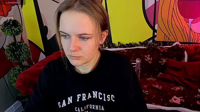 Snapshot of MaribelRiverr_ chatting on December 14, 2025, 6:41 am MaribelRiverr online show from December 14, 2025, 6:41 am