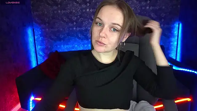 Snapshot of MaribelRiverr_ chatting on March 1, 2025, 6:35 am MaribelRiverr  online show from March 1, 2025, 6:35 am