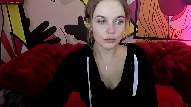 Snapshot of MaribelRiverr_ chatting on July 11, 2026, 6:24 am MaribelRiverr online show from July 11, 2026, 6:24 am