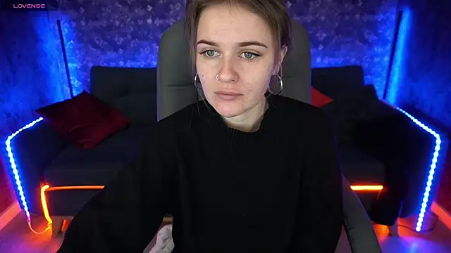 Snapshot of MaribelRiverr_ chatting on February 9, 2025, 6:33 am MaribelRiverr  online show from February 9, 2025, 6:33 am