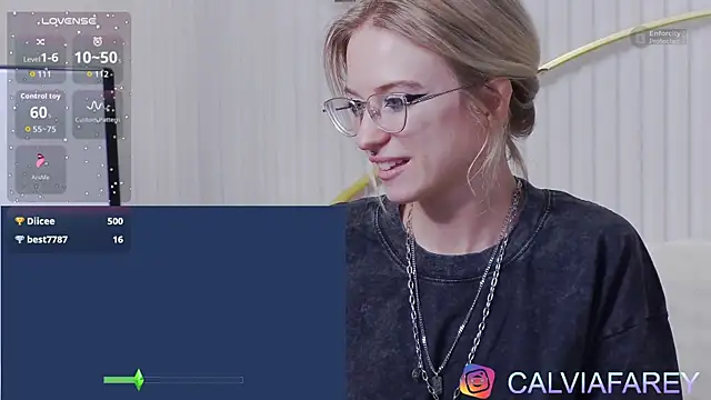 Snapshot of calviafarey chatting on February 14, 2026, 12:44 am calviafarey online show from February 14, 2026, 12:44 am
