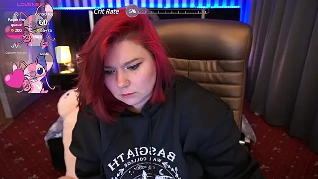 Snapshot of BettyDark chatting on March 11, 2025, 2:42 am BettyDark online show from March 11, 2025, 2:42 am