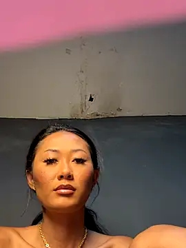 Snapshot of thai-dreamgirl chatting on November 17, 2025, 11:20 pm thai-dreamgirl online show from November 17, 2025, 11:20 pm