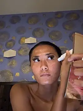 Snapshot of thai-dreamgirl chatting on March 19, 2026, 10:32 pm thai-dreamgirl online show from March 19, 2026, 10:32 pm