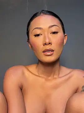 Snapshot of thai-dreamgirl chatting on March 3, 2026, 11:12 pm thai-dreamgirl online show from March 3, 2026, 11:12 pm