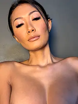 Snapshot of thai-dreamgirl chatting on October 28, 2025, 11:36 pm thai-dreamgirl online show from October 28, 2025, 11:36 pm